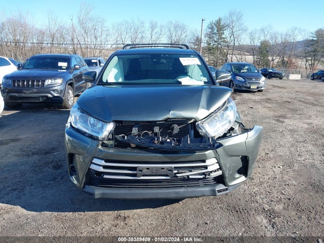 Toyota Highlander Le 2019 5TDBZRFH0KS942002 Image 12