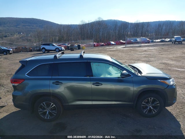 Toyota Highlander Le 2019 5TDBZRFH0KS942002 Image 13
