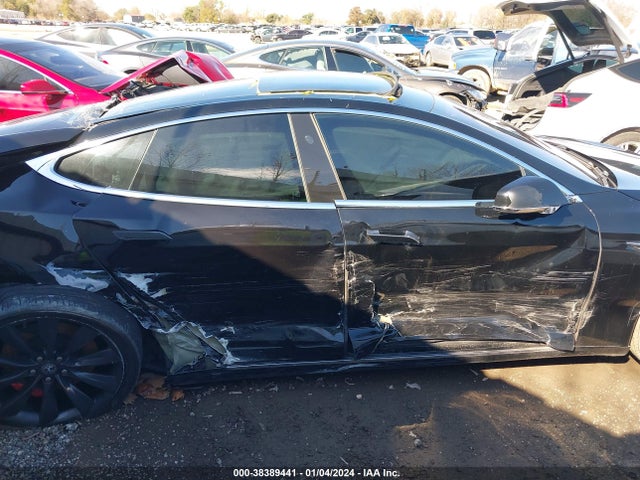 Tesla Model S 100d/75d/p100d 2018 5YJSA1E43JF251900 Image 12