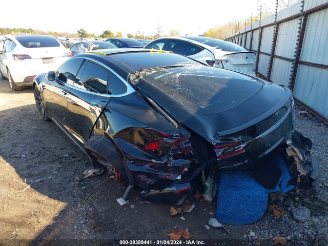 2018 TESLA MODEL S 5YJSA1E43JF251900 Photo 2
