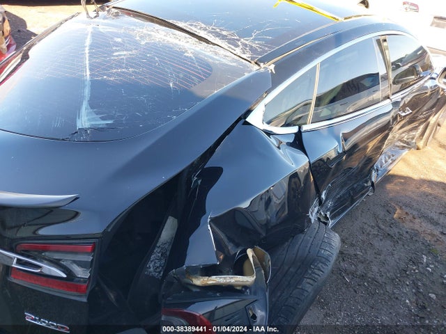 2018 TESLA MODEL S 5YJSA1E43JF251900 Photo 3