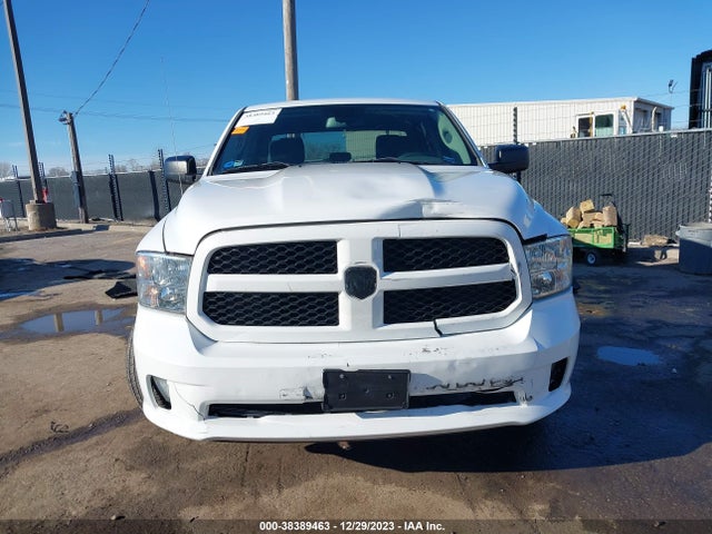 2015 RAM 1500 EXPRESS VIN: 1C6RR6KT5FS761554
