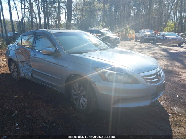 2011 HONDA ACCORD 2.4 EX VIN: 1HGCP2F70BA076888