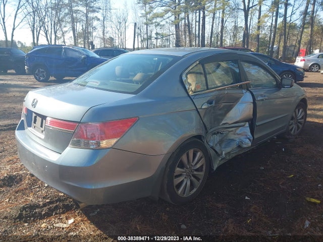 2011 HONDA ACCORD 2.4 EX VIN: 1HGCP2F70BA076888