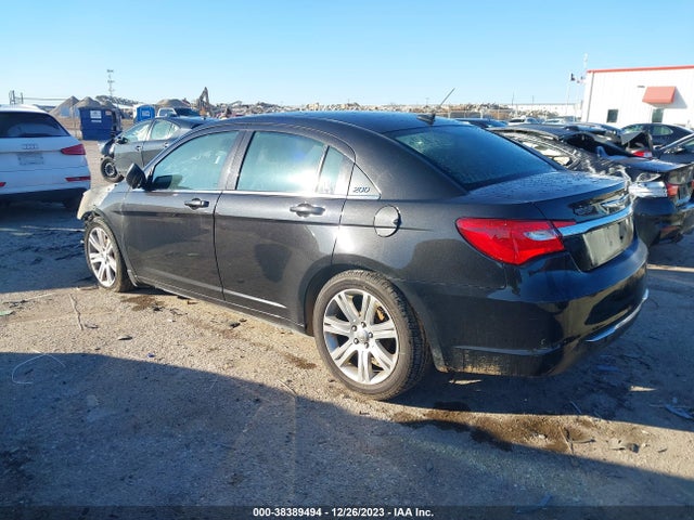 2011 CHRYSLER 200 TOURING VIN: 1C3BC1FB1BN612085