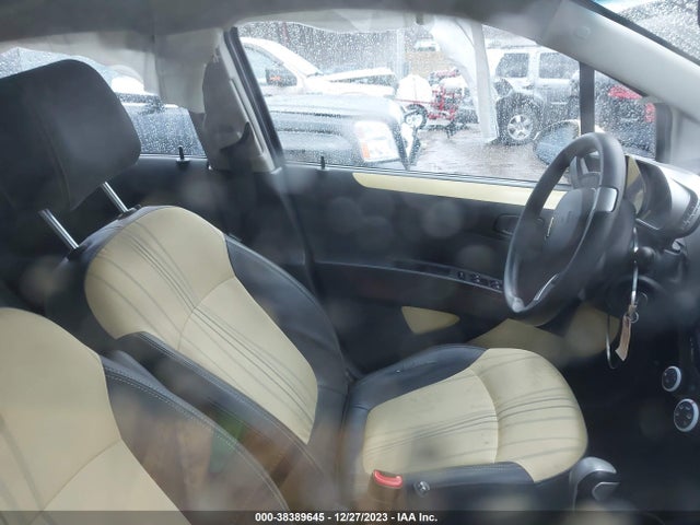 Chevrolet Spark 1lt Auto 2014 KL8CD6S90EC521184 Image 5