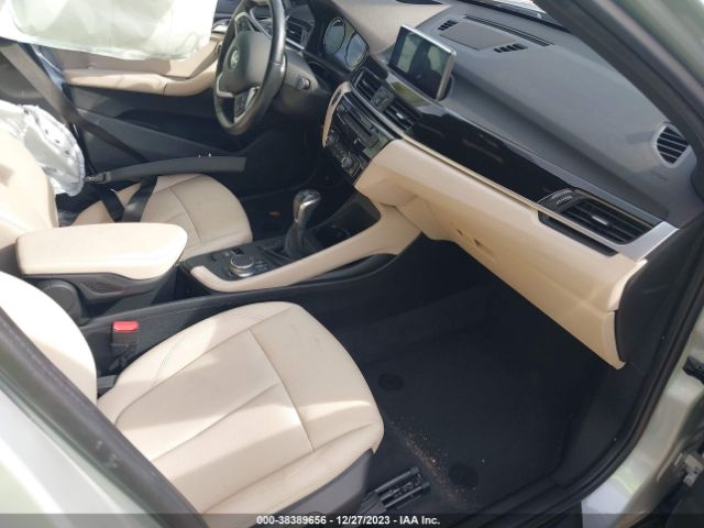 2019 BMW X1 WBXHU7C50K3H45068 Photo 4