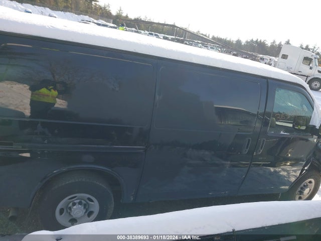 Chevrolet Express 2500 Work Van 2019 1GCWGAFP8K1240748 Image 13