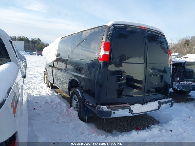 Chevrolet Express 2500 Work Van 2019 1GCWGAFP8K1240748 Image 3