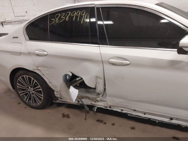 WBAJB1C54KB375518 BMW 530e Xdrive Iperformance
