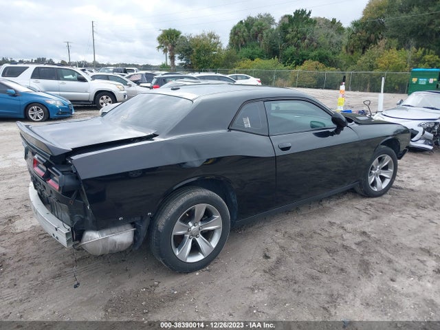 Dodge Challenger Sxt 2018 2C3CDZAG9JH161742 Image 4