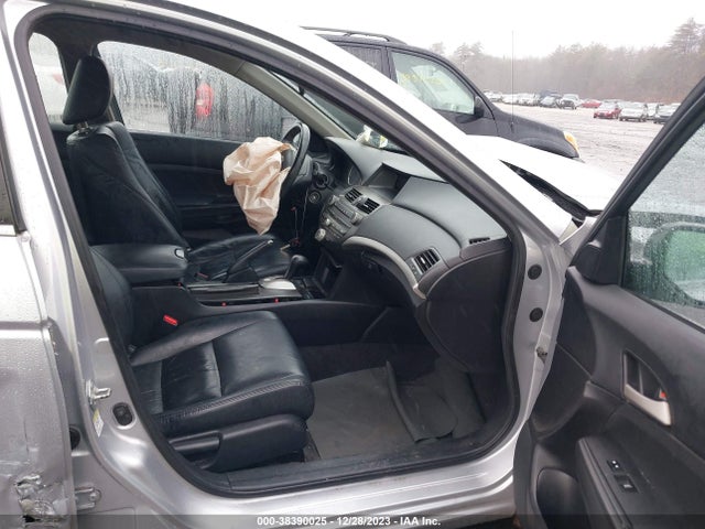 2011 HONDA ACCORD 2.4 SE VIN: 1HGCP2F69BA019970