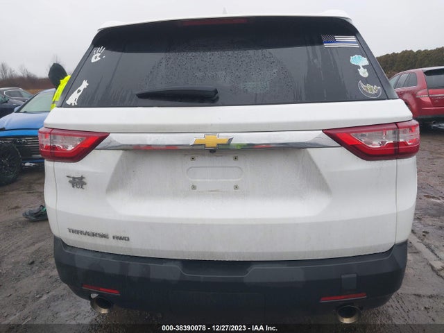 Chevrolet Traverse Ls 2018 1GNEVFKW8JJ113323 Image 17