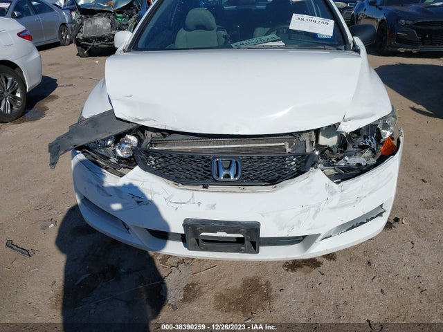 2011 HONDA CIVIC LX VIN: 2HGFG1B65BH503018