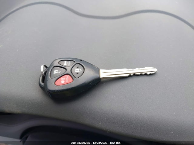 2010 TOYOTA COROLLA LE VIN: 2T1BU4EEXAC497090
