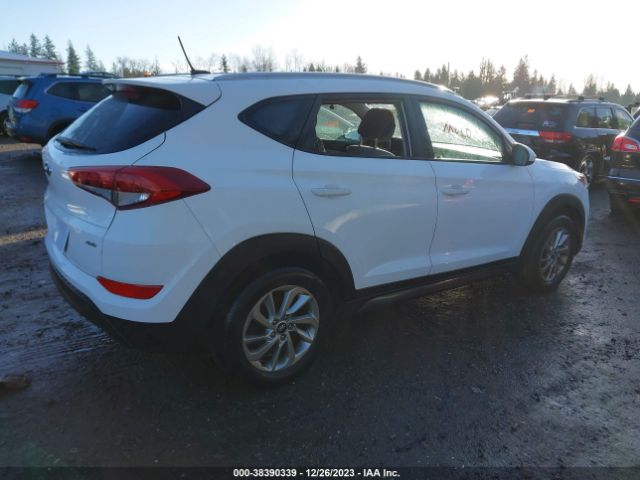 KM8J3CA41GU035062 Hyundai TUCSON SE