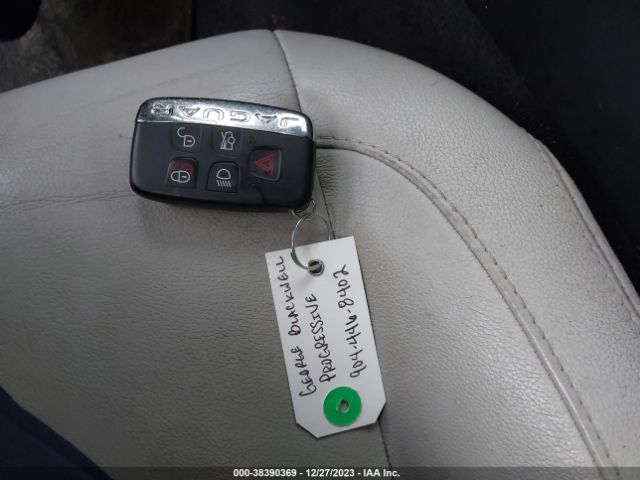 SAJWA6GL6EMK04135 Jaguar F-type V8 S