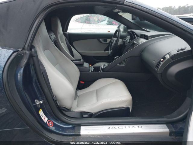 SAJWA6GL6EMK04135 Jaguar F-type V8 S