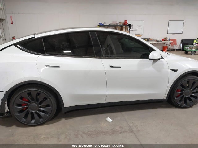 2022 TESLA MODEL Y PERFORMANCE DUAL MOTOR ALL-WHEEL DRIVE VIN: 7SAYGDEFXNF506918
