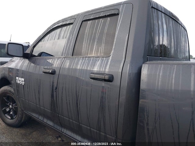 RAM 1500 Express Quad Cab 4x4 6'4 Box 2017 1C6RR7FG5HS738197 Image 14