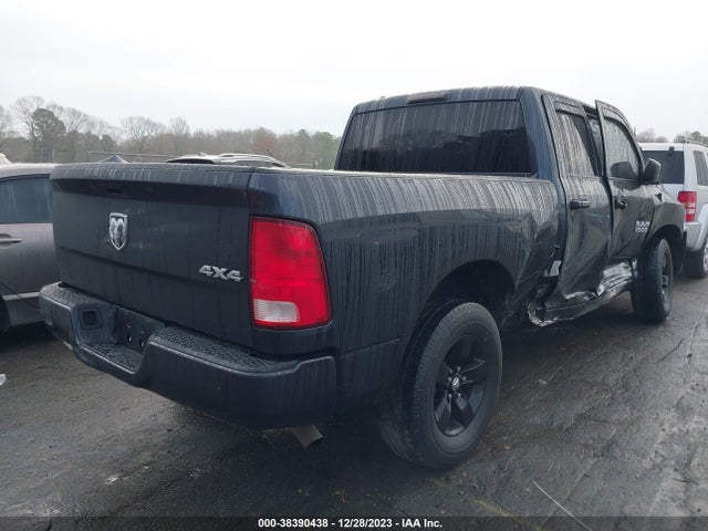 RAM 1500 Express Quad Cab 4x4 6'4 Box 2017 1C6RR7FG5HS738197 Image 4