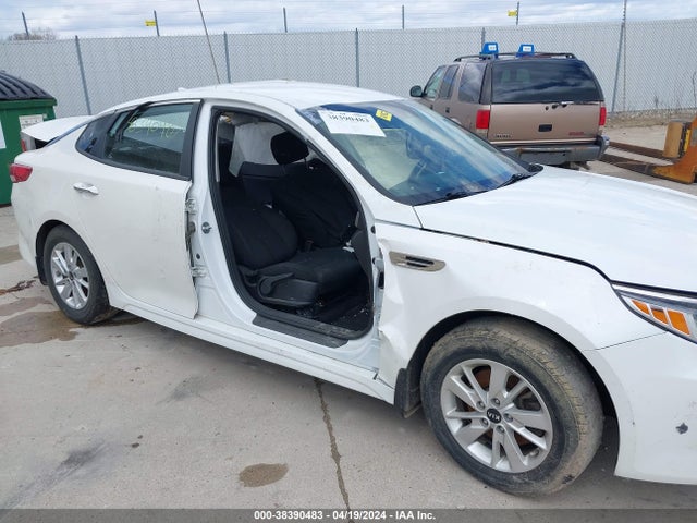 KIA Optima Lx 2018 5XXGT4L33JG190931 Image 13