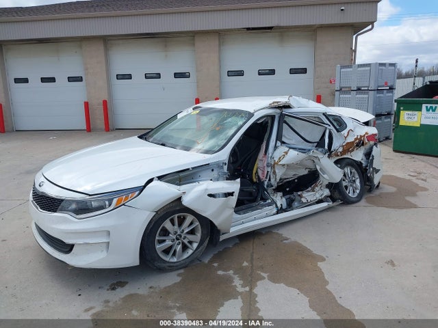 KIA Optima Lx 2018 5XXGT4L33JG190931 Image 2