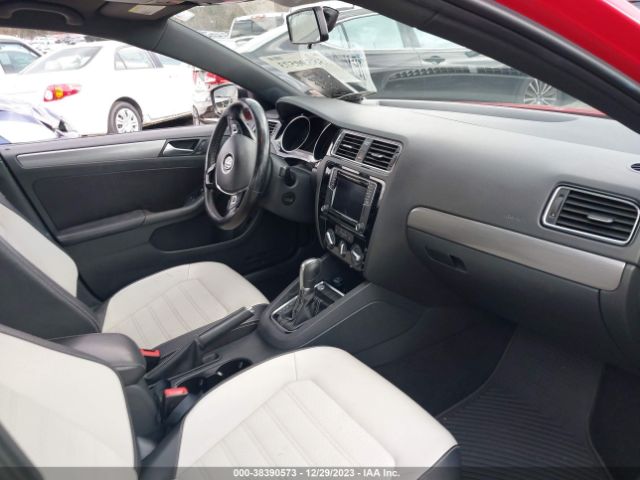 3VWD17AJ0GM226638 Volkswagen Jetta 1.8t Sport