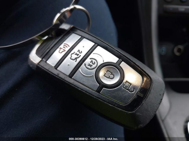3FA6P0RU6KR204337 Ford Fusion Hybrid Titanium