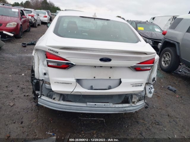 3FA6P0RU6KR204337 Ford Fusion Hybrid Titanium