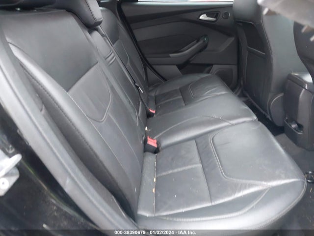 2015 FORD FOCUS TITANIUM VIN: 1FADP3N25FL230672