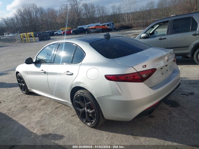 ZARFANAN2L7638427 Alfa Romeo Giulia Awd
