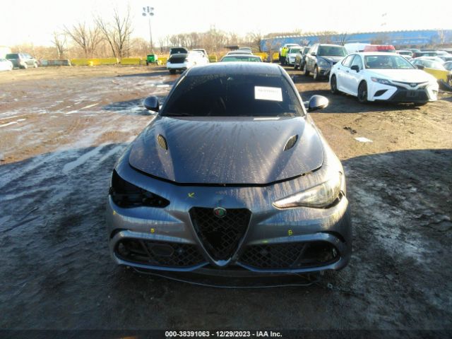 ZARFAEAV2H7558018 Alfa Romeo Giulia Quadrifoglio Rwd