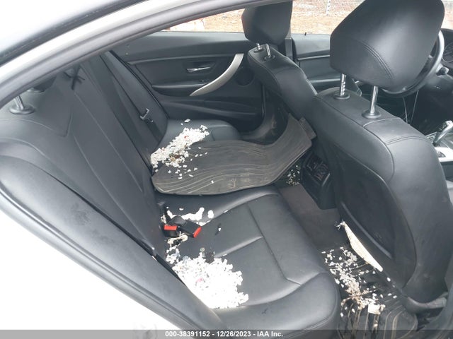 BMW 320i Xdrive 2014 WBA3C3G5XENS72716 Image 8