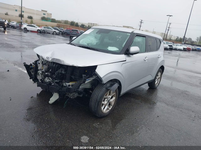 KIA SOUL S 2020 KNDJ23AU6L7716303 Image 2