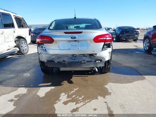 2015 FORD FOCUS SE VIN: 1FADP3F22FL342358