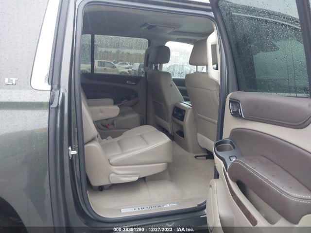 Chevrolet Suburban Lt 2019 1GNSKHKCXKR224701 Image 8