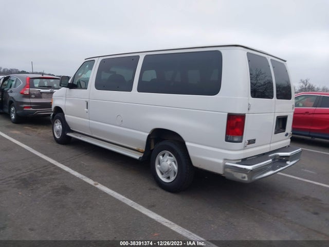 2005 FORD E-350 SUPER DUTY CHATEAU/XL/XLT VIN: 1FBNE31L65HB38026