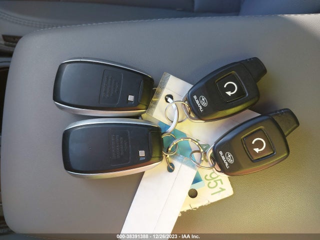 Subaru Outback 3.6r Limited 2019 4S4BSENC9K3303682 Image 11