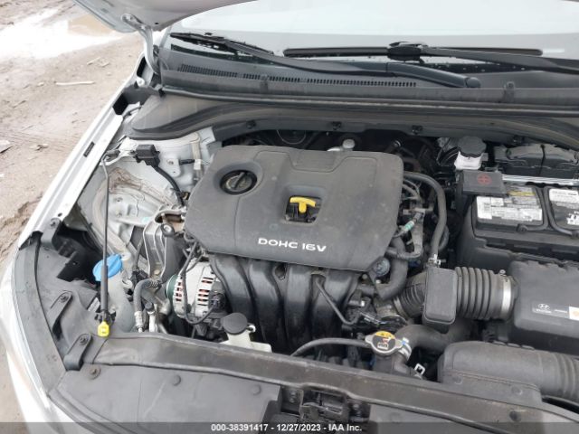 5NPD84LF8JH224557 Hyundai ELANTRA SEL