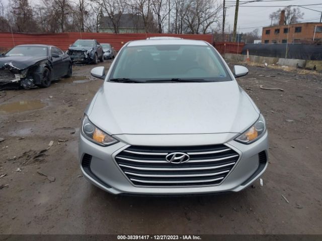 5NPD84LF8JH224557 Hyundai ELANTRA SEL