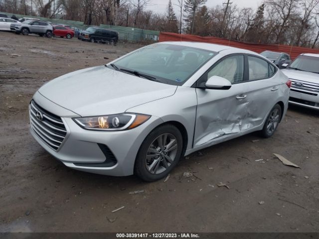 5NPD84LF8JH224557 Hyundai ELANTRA SEL