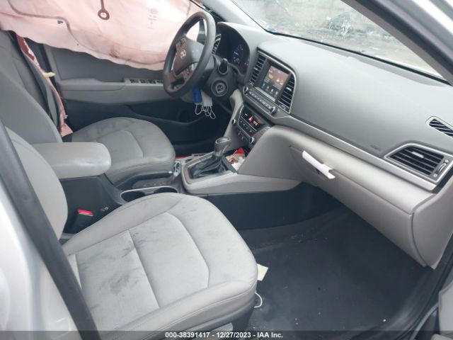 5NPD84LF8JH224557 Hyundai ELANTRA SEL