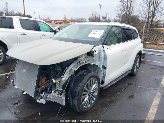 5TDFZRBH6MS101957 Toyota Highlander Platinum