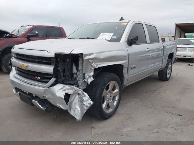 Chevrolet Silverado 1500 2lt 2018 3GCUKREC6JG594318 Image 2