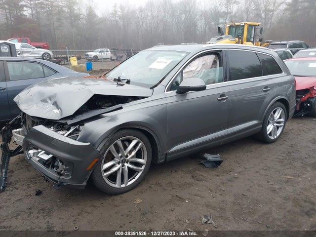 Audi Q7 3.0t Premium 2017 WA1VAAF76HD021835 Image 2