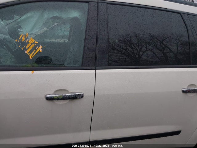 Chevrolet Traverse Ls 2014 1GNKVFKD8EJ243478 Image 14