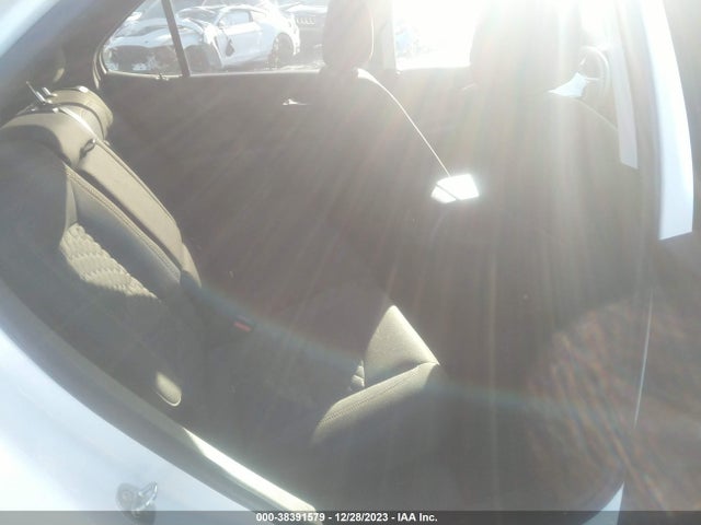 Chevrolet EQUINOX LT 2019 2GNAXUEV6K6258651 Image 8