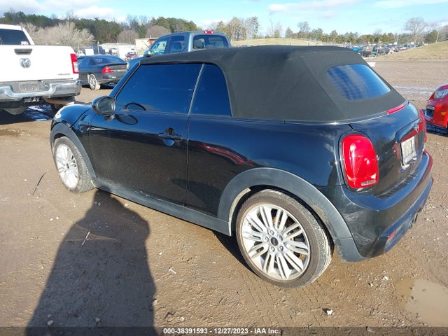 2017 MINI CONVERTIBLE WMWWG9C56H3C80602 Photo 2