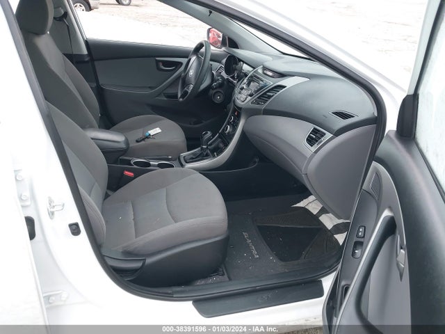 Hyundai ELANTRA SE 2016 5NPDH4AE1GH767591 Image 5